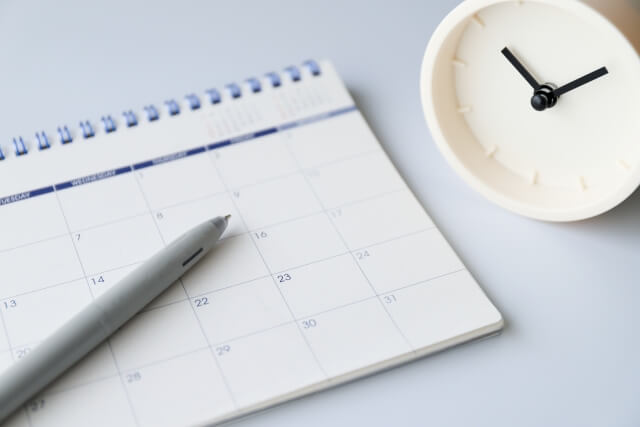 介護タクシーを予約するベストなタイミングとは